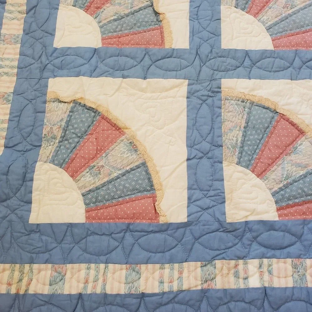 Vintage Grandmother's Fan QUILT Hand Quilted‎ Queen Size Farmhouse Blue Pink